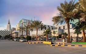 هوليدي ان القصر